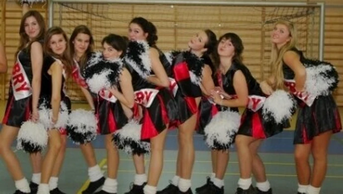 Nie jesteśmy blondynkami z amerykańskich filmów