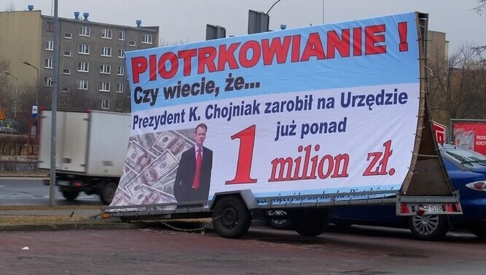 Spór o dowód z prezydentem K. Chojniakiem w tle