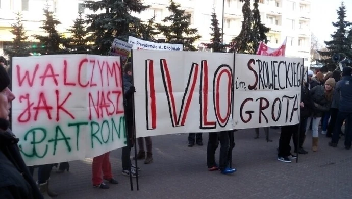 Nie będzie przeprowadzek szkół?