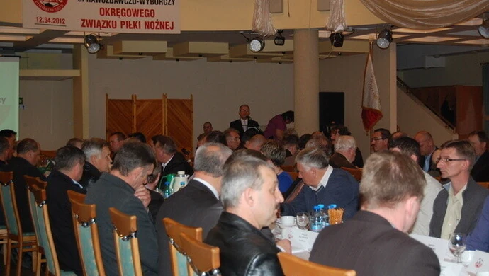 Piotrków. Wybrali prezesa i zarząd OZPN. Zobacz film ze Zjazdu