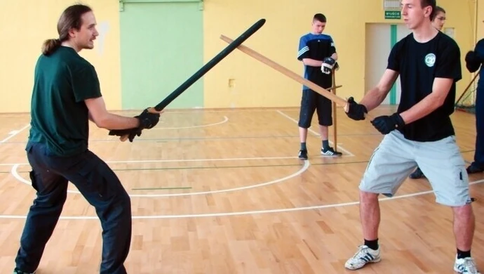 Biją, są bici i mają z tego wielką radość