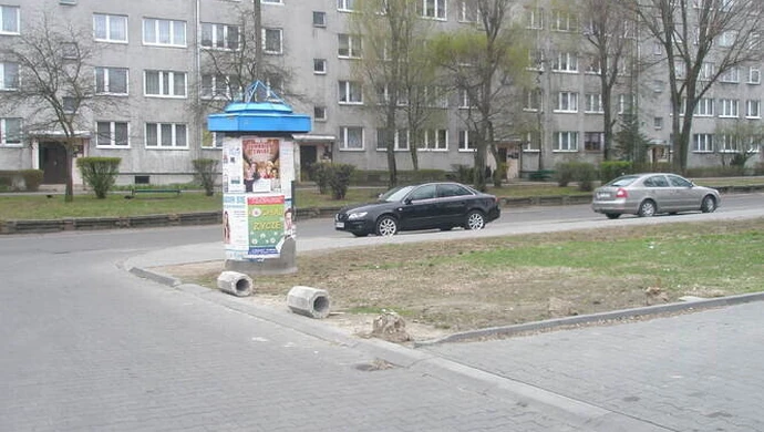 Czy trawnik przy Belzackiej poddano rekultywacji?