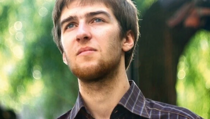 Są szaleńcami czy tylko szaleńców udają?