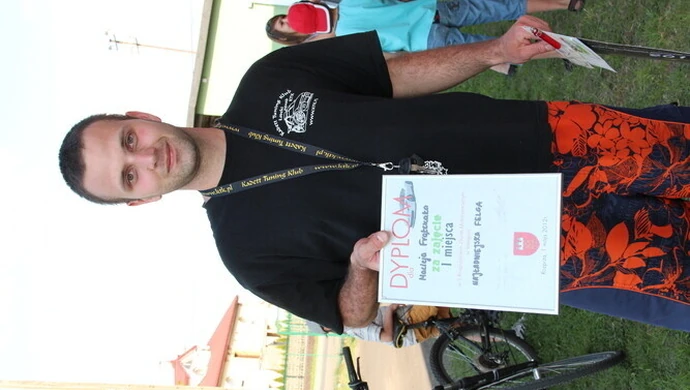 Zlot miłośników aut po raz drugi