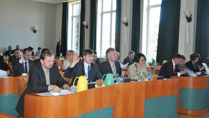 W Bełchatowie mniej gimnazjalistów