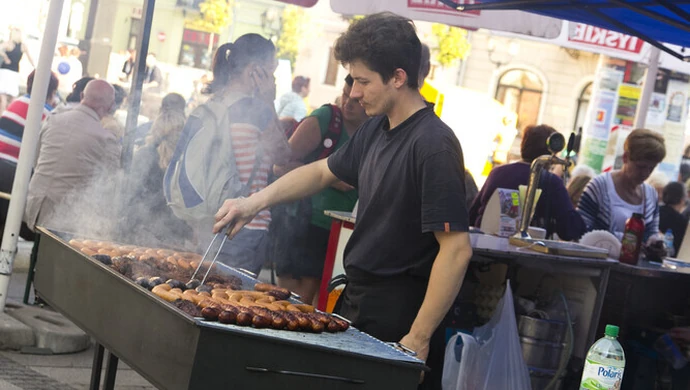 Piotrków: W Rynku rozpoczęliśmy sezon grillowania