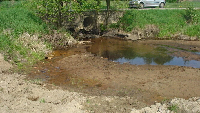 Przebudują most w ciągu drogi Bagno-Cekanów