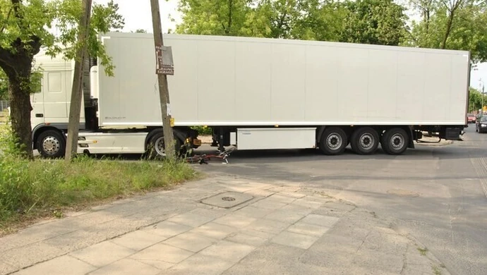 Dwa wypadki: Ranny 7-latek i rowerzystka