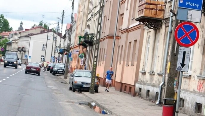 Piotrków: Parkowanie za złotówkę