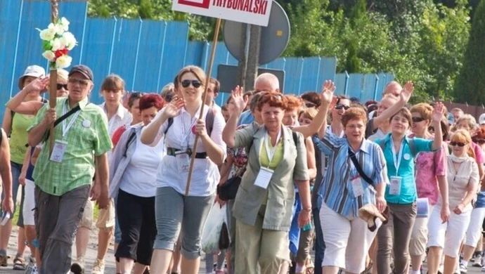 Piotrków: Pielgrzymi wyruszyli na Jasną Górę