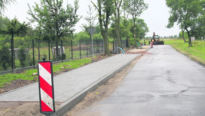 Będzie chodnik, będzie oświetlenie