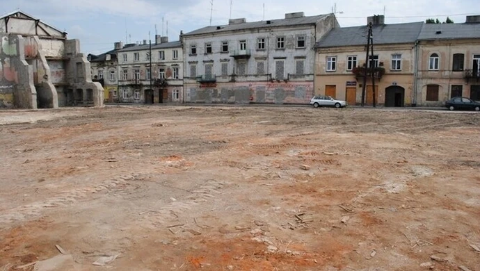 Koniec wyburzania pustostanów na Podzamczu