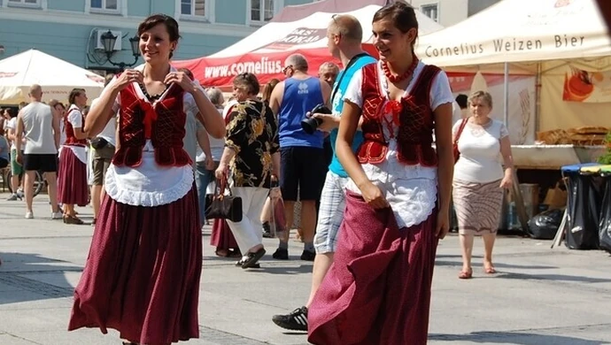 Biesiadowanie na Rynku 