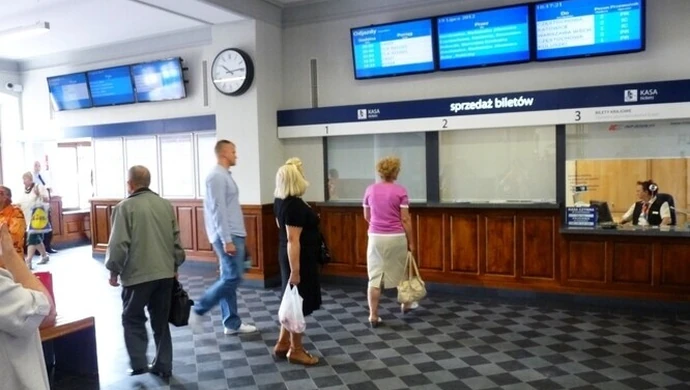 Na dworcu nie ma punktu informacyjnego