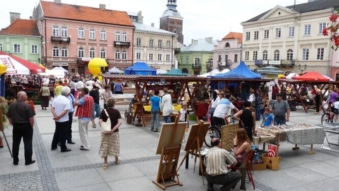 Turystyka w Piotrkowie: Czerwiec ze spadkiem