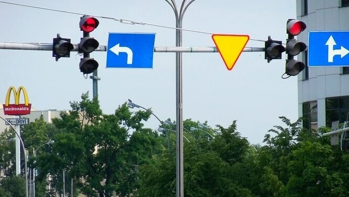 Trzy kolejne czasomierze w październiku 