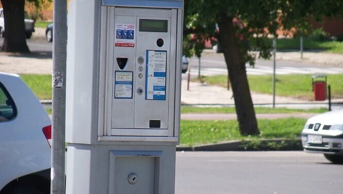 Kto będzie administrował płatnymi parkingami?