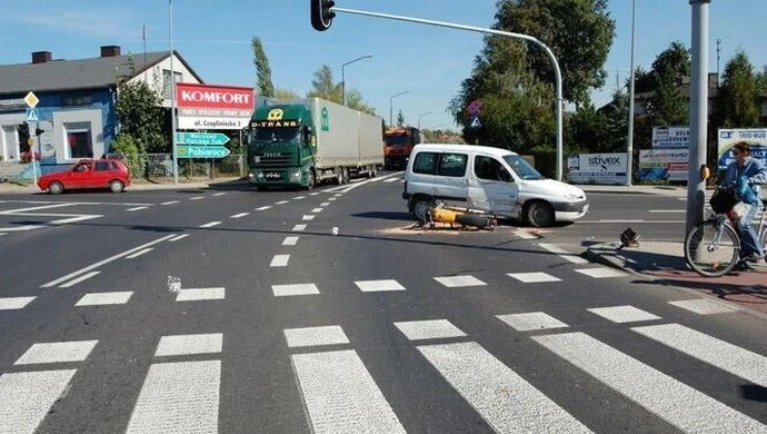 Motorowerzysta poważnie ranny w wypadku