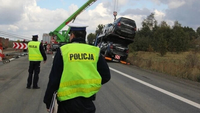 Zderzenie dwóch tirów zablokowało DK nr 8