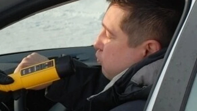 Dwoje kierowców wpadło podczas kontroli