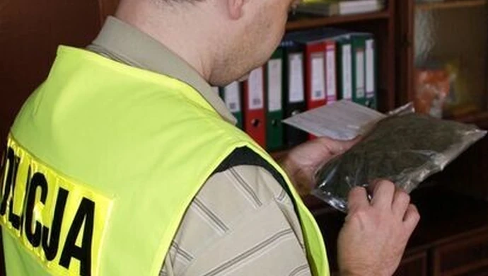 Rozprowadzali narkotyki po Bełchatowie?