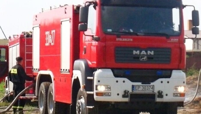 Pożar na terenie piotrkowskiej huty Feniks