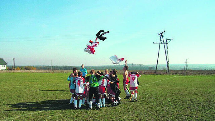  Juniorzy z Gorzkowic najlepsi