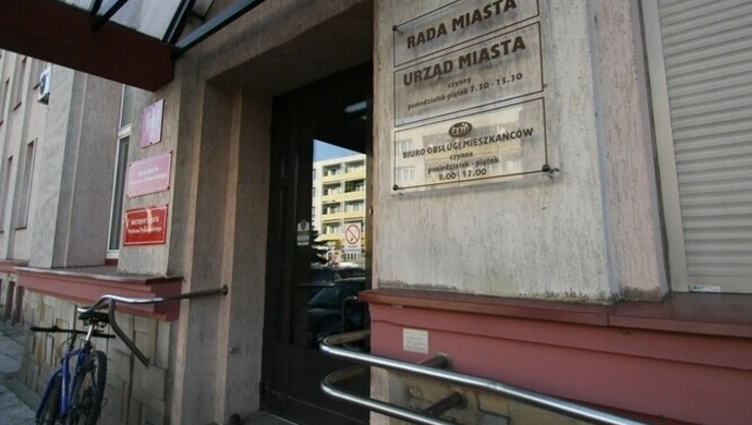 Przy Urzędzie Miasta będzie wpłatomat 
