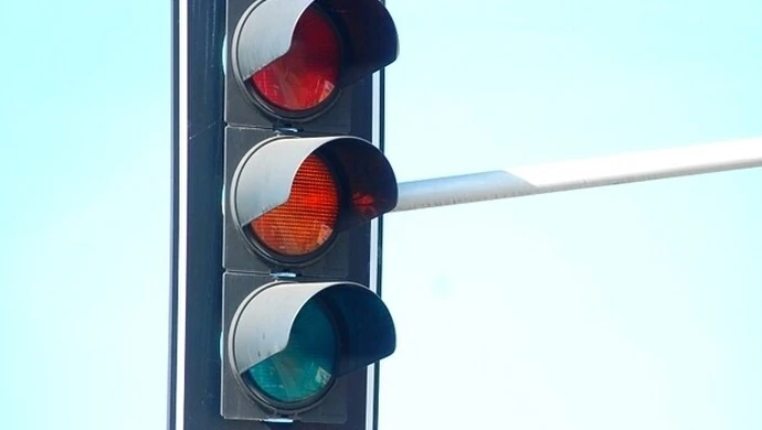 Skrzyżowanie Sikorskiego-Dworska już ze światłami