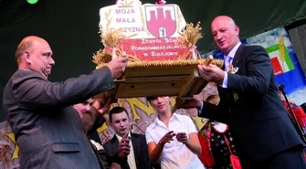 W 2011 powiat piotrkowski budował drogi