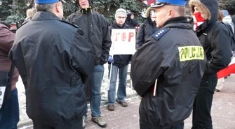 Piotrków przeciw ACTA &#8211; nielegalna manifestacja