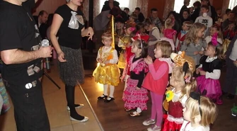 Od Trzech Króli po ostatki, wszędzie bale i prywatki