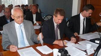 Wydadzą 10 milionów więcej niż planowali