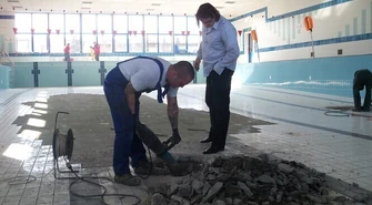 Trwa modernizacja pływalni przy Próchnika