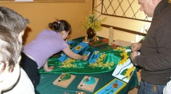  Pokazał im, jak rzeźbić