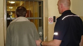 Pijany kierował niesprawnym gimbusem