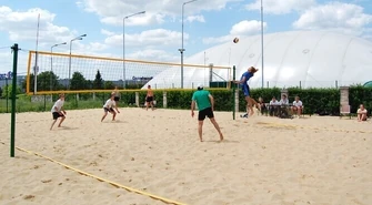 Piotrków: W plażówce najlepsze III LO i ZSP2