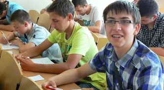 Prawie sto osób walczyło o piłkę