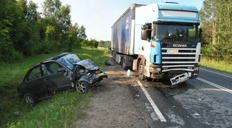 Doprowadził do czołowego &#8211; niewielkie obrażenia