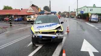 Region: Skoda zderzyła się z ambulansem