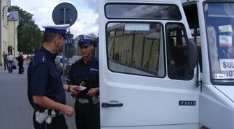 Policja kontrolowała busy i ciężarówki