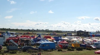 Na piotrkowskim lotnisku trwają Dożynki Wojewódzkie