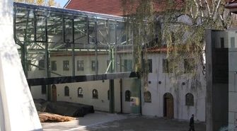 W piotrkowskim Centrum już zakładają podłogi