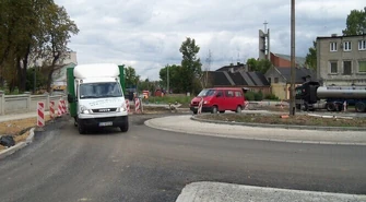 Oddają do użytku ronda bliźniacze w Piotrkowie