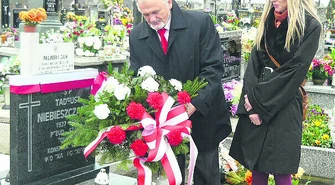 Poświęcono pomnik żołnierza bohatera