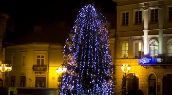 Piotrków stroi się na święta