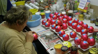 Fabrykę bombek odwiedza 40 wycieczek w tygodniu