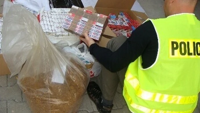 Z lewym towarem wpadł podczas kontroli drogowej