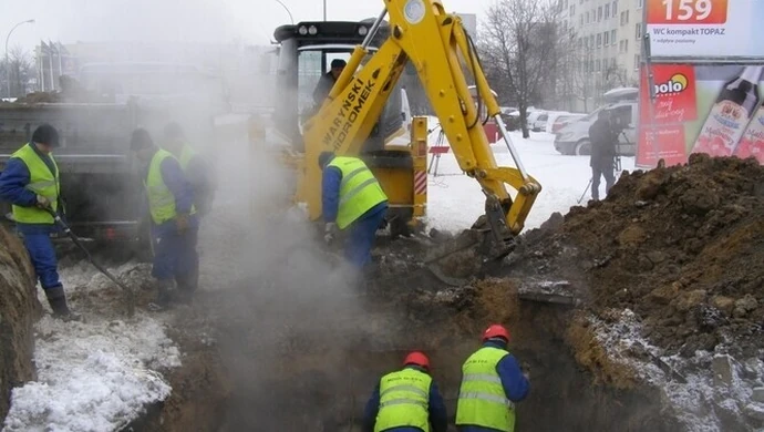 Ciepła woda i ogrzewanie wróciły do mieszkań