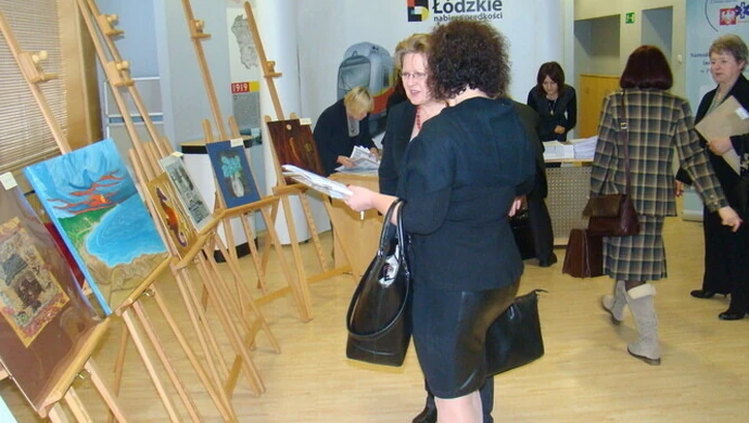 Otrzymali obrazy wykonane przez pacjentów szpitala